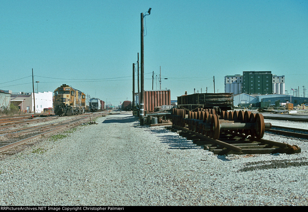 BNSF Train M-NOHO